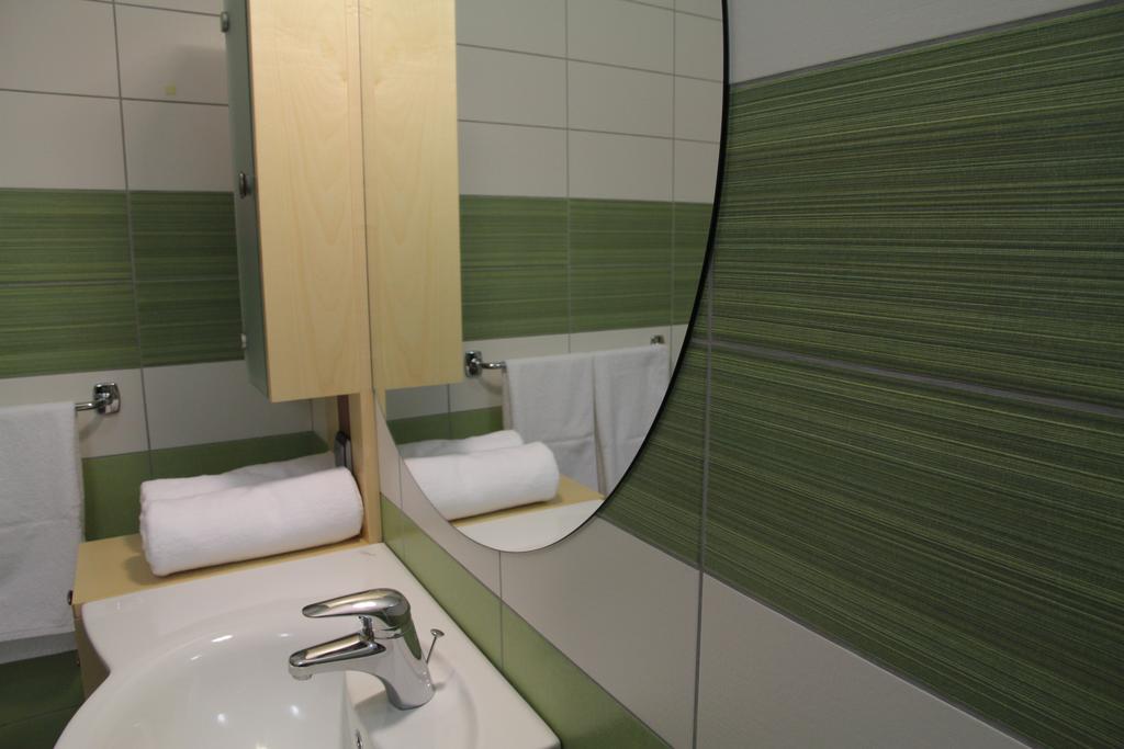 Apartments Veno Laško Eksteriør billede